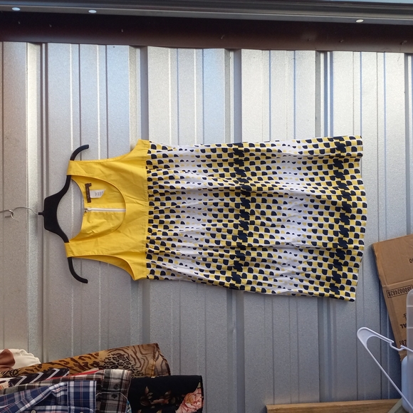 Woman slaveless dress T15 - Picture 1 of 3